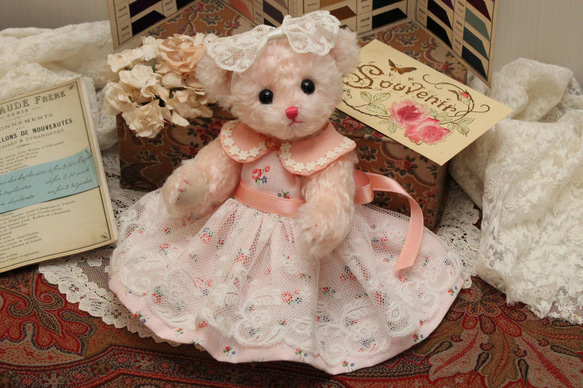 ♡ フランスアンティーク　可愛いテディベア&パラソルセット　バテンレース　リボン パールピンクのモヘア製テディベア フランスアンティークの布やレース