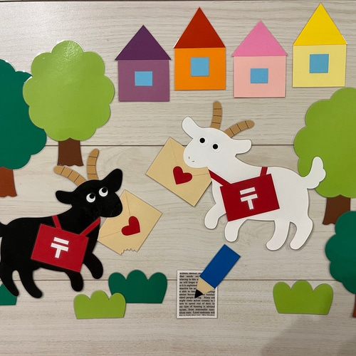 【縁起物】　やしろさん 破魔矢 二本立（大）先染め（赤） ペット入り ｜白崎八幡宮