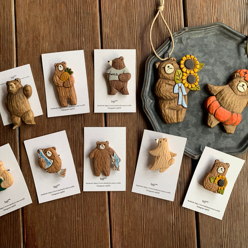 木彫り 木のブローチ パイナップル ブローチ taji** 通販 18177102