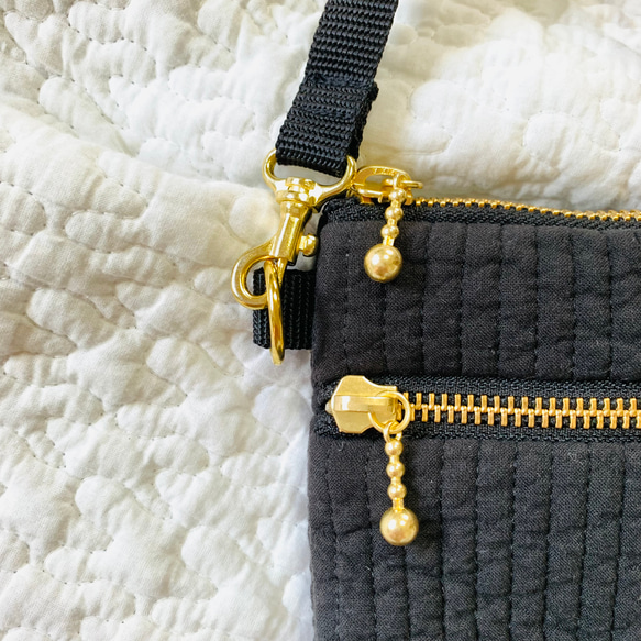 Sサイズ　nubiが選べる  スマホショルダー　ヌビ　イブル　サブバッグ　ポシェット ヌビポーチ　ダブルファスナー 3枚目の画像