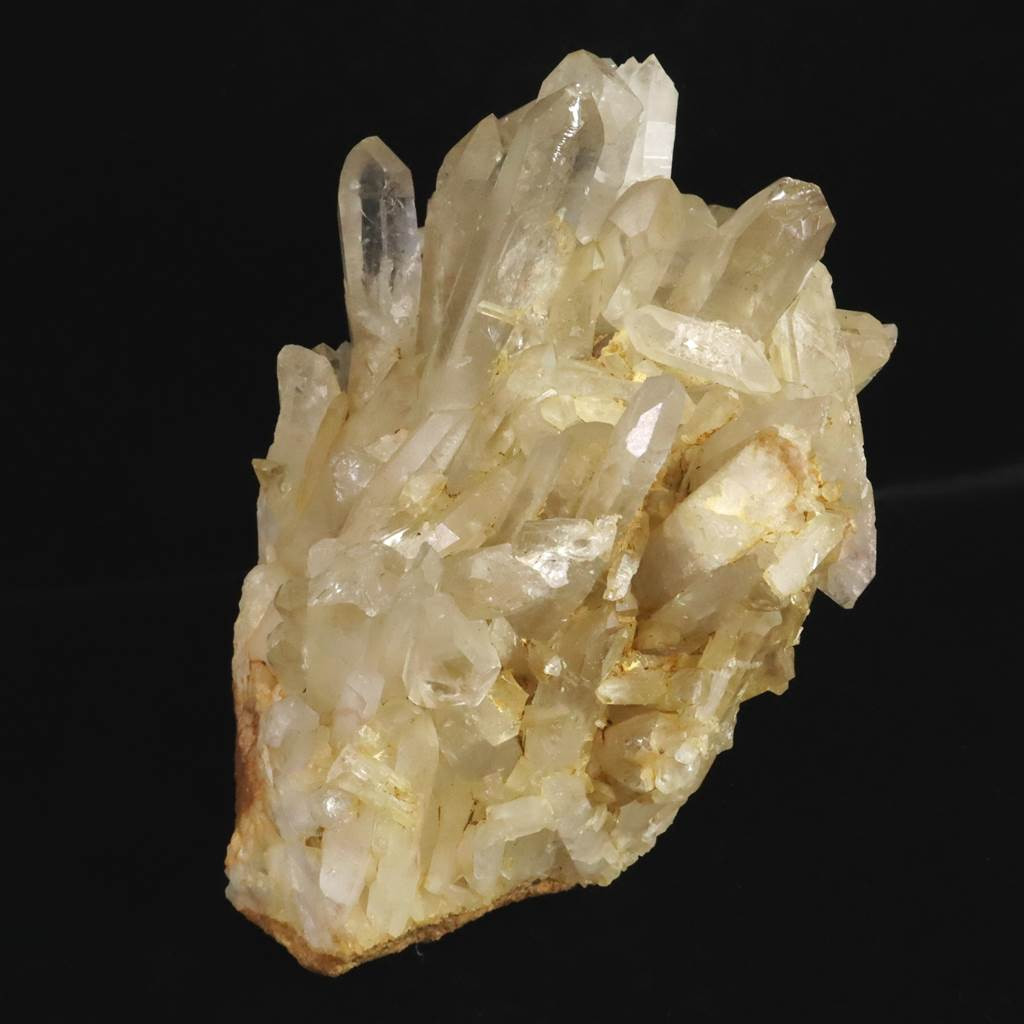 山梨県産　水晶クラスター 2406g #39053