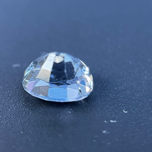 【オンライン限定商品】  ブルースピネルルース0.97ct天然石,宝石 ジュエリー用Natural ネックレス・ペンダント