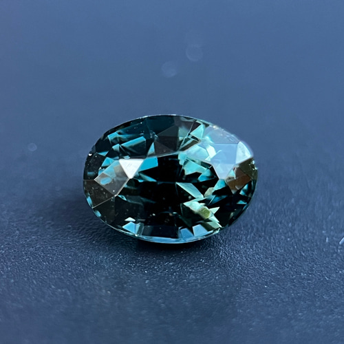 天然石　ブルースピネル ブルースピネル ラウンド6.5mm 半連/1連｜天然石ビーズの卸問屋