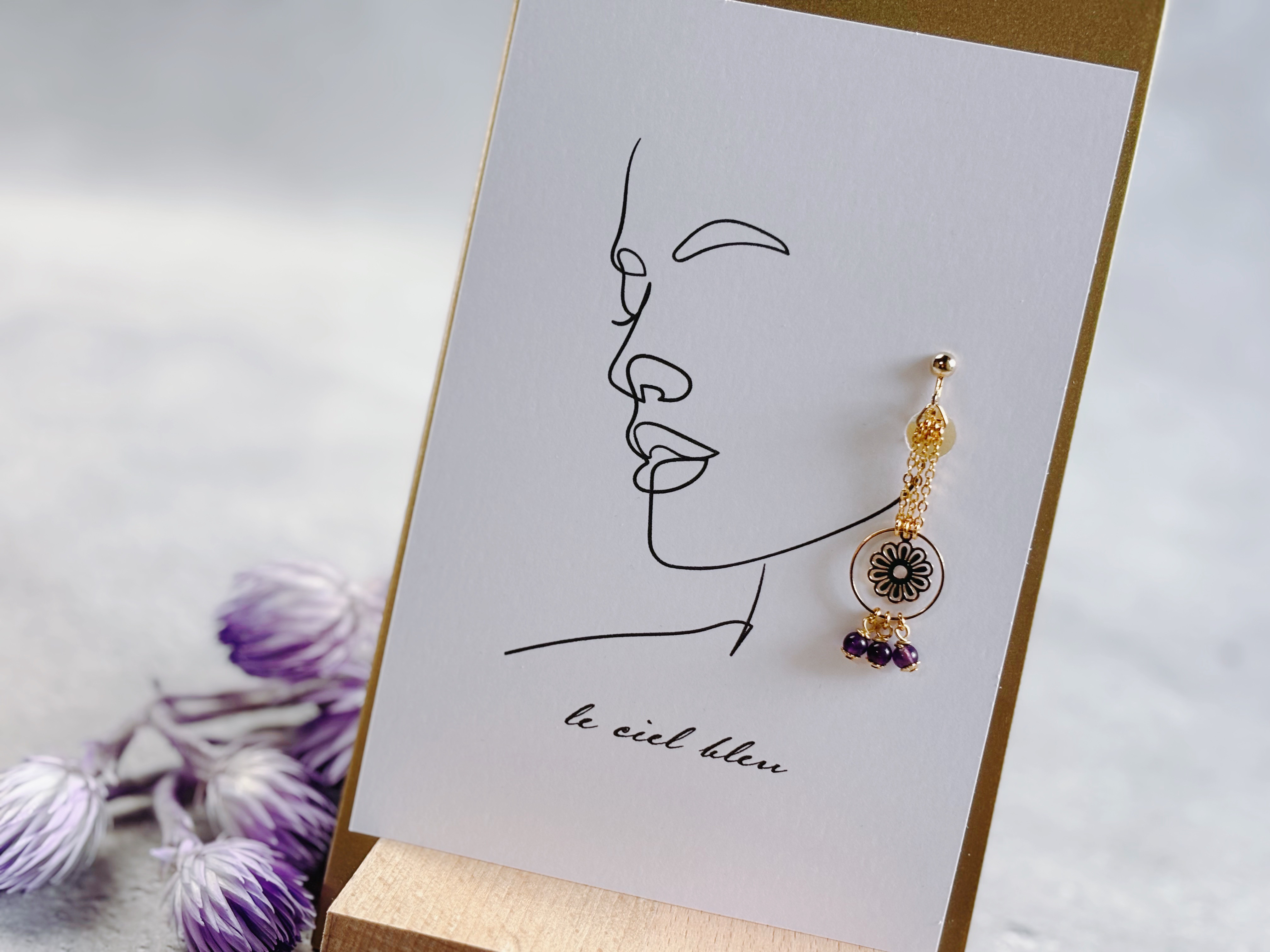 花揺れる天然石イヤリング　アメジスト　天然石　ゴールド　イヤリング　ピアス　揺れる　大ぶり　花　プレゼント　ラッピング