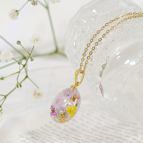 透明な花束 かすみ草のシンプルネックレス 金属アレルギー対応 花 紫