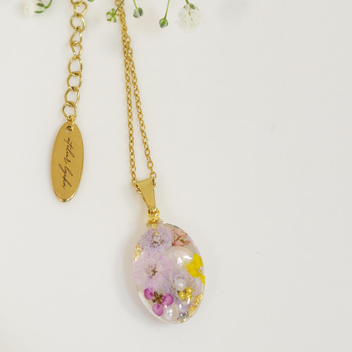 透明な花束 かすみ草のシンプルネックレス 金属アレルギー対応 花 紫