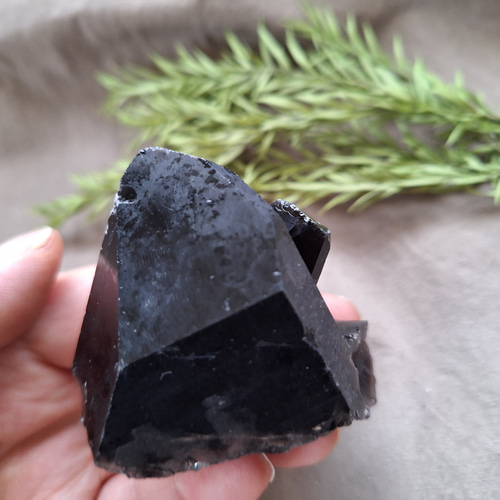 モリオン (黒水晶)クラスター 原石 / S―② その他インテリア モリオン (黒水晶)クラスター 原石 / S―② その他インテリア