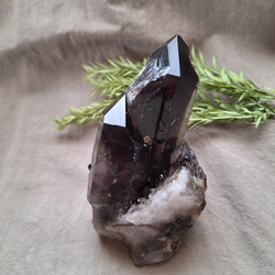 鳳凰 手彫り ラブラドライト 天然石 パワーストーン 石 置物 インテリア 一点物】ラブラドライト 鳳凰（フェニックス） カービング 彫刻 アート