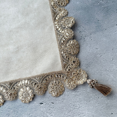 ミニタロットクロス カフェサイズ ハンドメイド インド製ゴールド