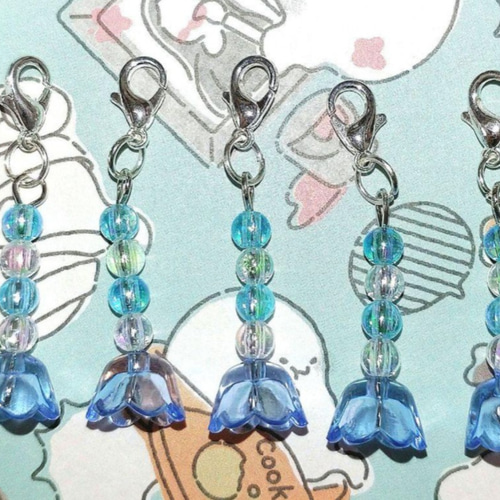 豪華で新しい ミニチャーム すずらん バッグ ハンドメイド チャーム 鈴蘭 チャーム