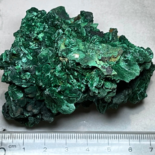 危険回避°⌖꙳  ベルベットマラカイト　孔雀石　ラフストーン　原石 危険回避°⌖꙳ ベルベットマラカイト 孔雀石 ラフストーン 原石