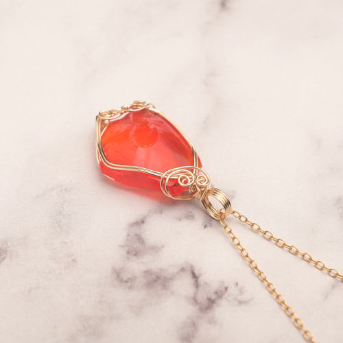 シエラ産 アンダラクリスタル ドラゴンズブラッド 14kgf ワイヤー