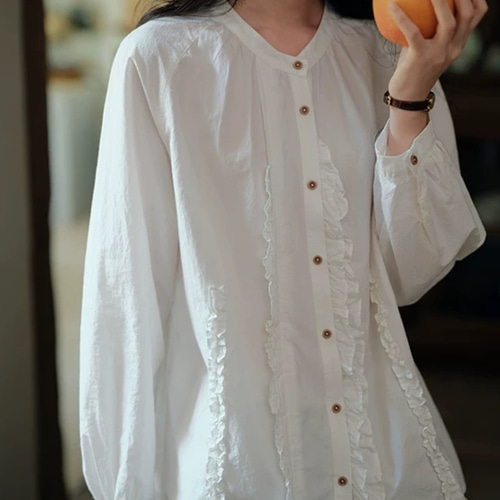 ◇ 新作【胸元フリル ウッドボタン】オフホワイト リネン 麻 綿 シャツ
