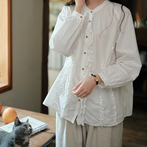 ◇ 新作【胸元フリル ウッドボタン】オフホワイト リネン 麻 綿 シャツ