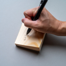 【日本／信州アカマツ】木のブロックメモ＜アウトレット品＞※数量限定 8枚目の画像