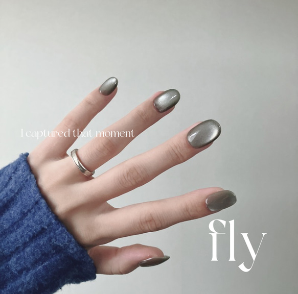 雨上がりの神秘、薄墨色 No.19 ネイルチップ ニュアンスネイル ブルー