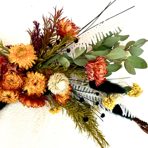 ハロウィンカラーの横長スワッグ ドライフラワー スワッグ