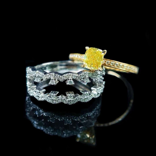 GIA鑑定書付き 0.6ct天然イエローダイヤモンド高品質K18 2way 指輪  