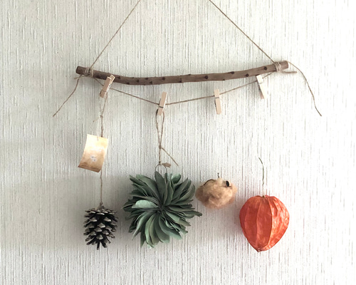 ユーカリと木ノ実と花々のミルフィーユガーランド ユーカリと木ノ実と花々のミルフィーユガーランド