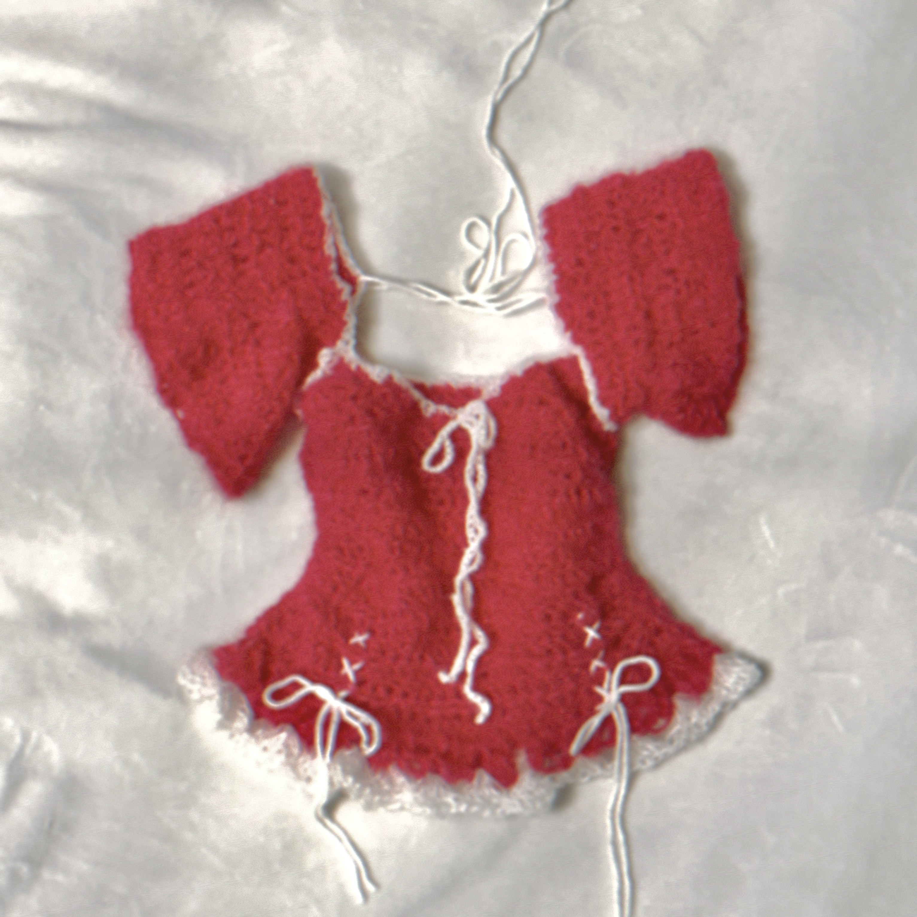 fril ribbon tops (red × white)