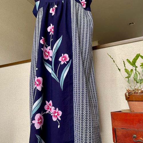 浴衣リメイクバックリボンワンピース　AＩ様お取り置きとなりました♪(๑ᴖ◡ᴖ๑) 総絞り浴衣リメイクワンピース】後ろリボン – こっとんコットン