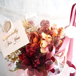 秋色ローズと小花が溢れるナチュラルアレンジメント 19枚目の画像