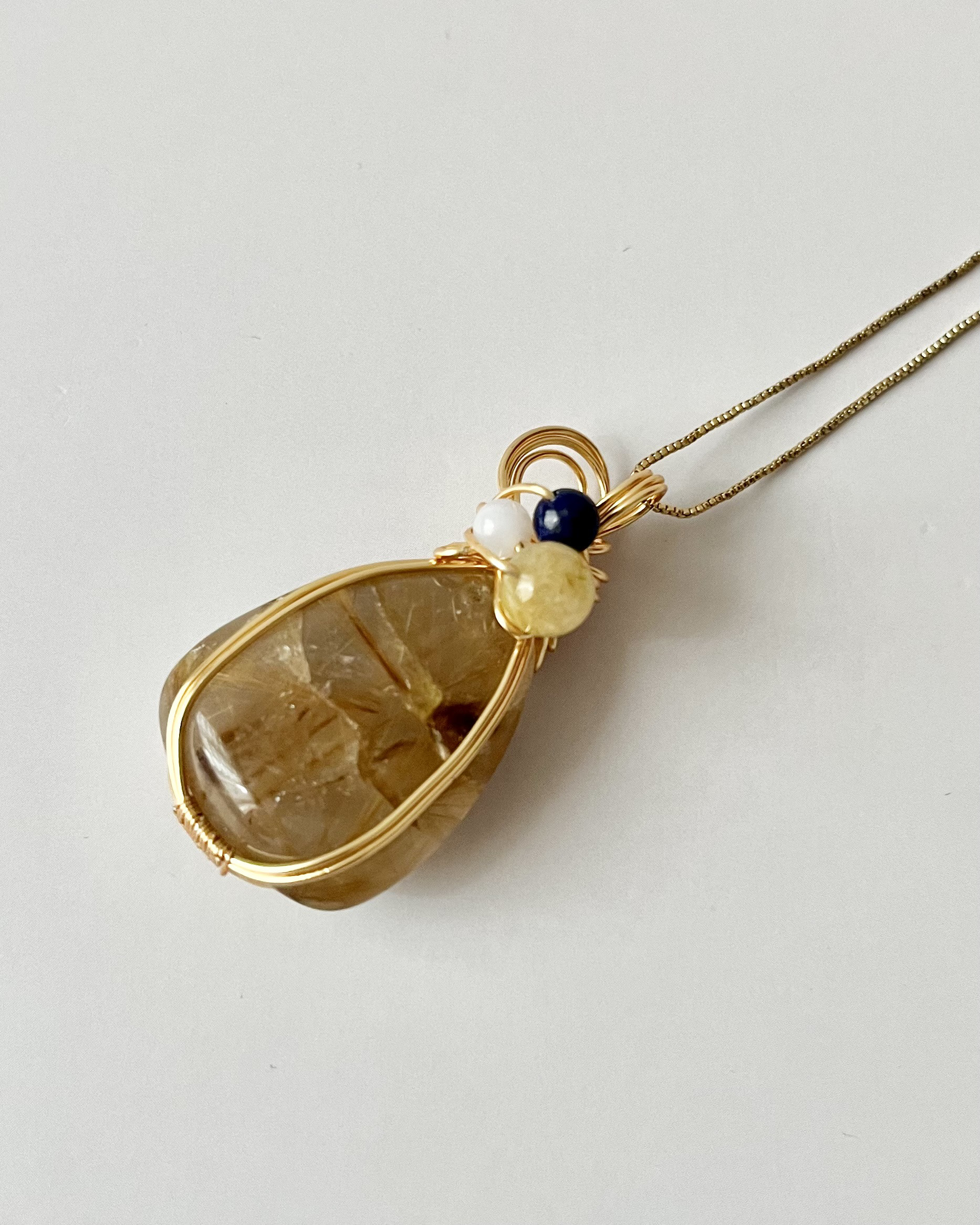 ゴールドルチル(ワイヤーアクセサリー＊ワイヤーアートネックレス＊ワイヤーアートジュエリー天然石)