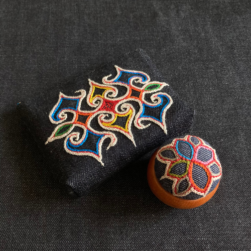 アイヌ刺繍ポーチ（受注生産） ポーチ kaerura 通販 18183104