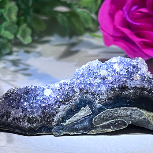 カルサイト共生　ギャラクシー　ブラックアメジスト クラスター 原石 ラフストーン カルサイト共生 ギャラクシー ブラックアメジスト クラスター 原石