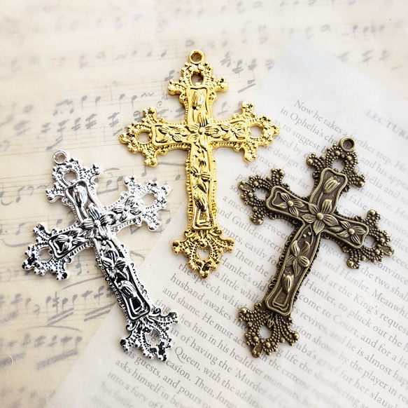 大 十字架 クロス ゴシック レリーフ 花 パーツ チャーム マルチカラー