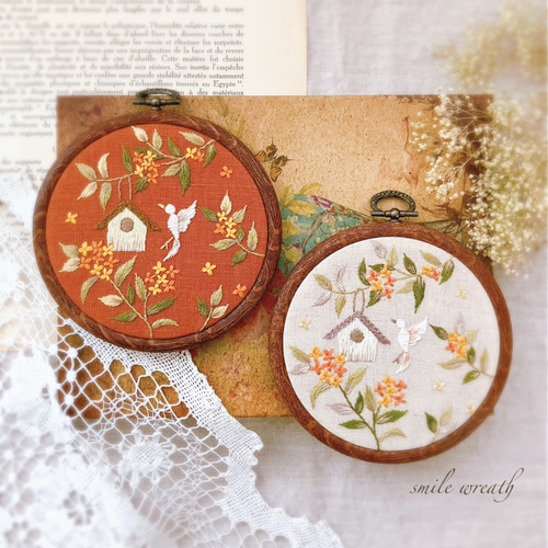 新春セール￥6800→￥6100【金木犀の刺繡フレーム 白】 その他