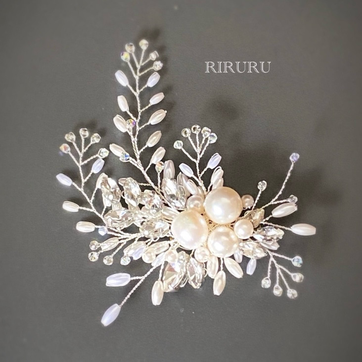 パールとビジューの華やか小枝ブローチ(M)シルバー〈デザイン方向選択可能〉〈受注制作〉卒業式、入学式、