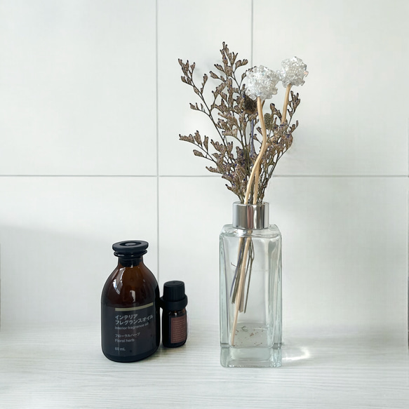 白さざれビーズのボールフラワースティック2本【Maloon No.1-2-白】 1枚目の画像