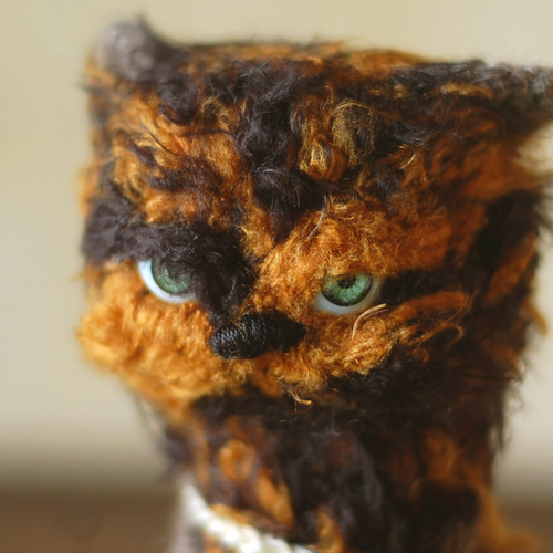 サビ柄猫ちゃんMサイズ あみぐるみ knit'n pot 通販 18184618｜Creema