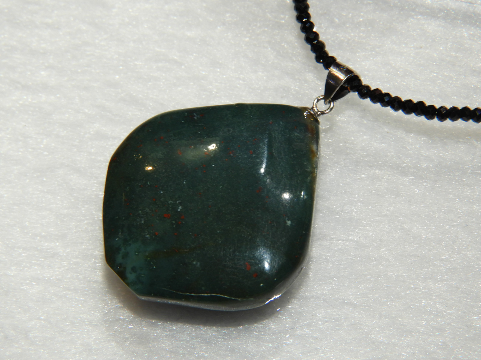 イエスの聖なるパワー！ブラッドストーンのペンダントトップ！メイドインジャパン！フロムジャパン！　天然石　１