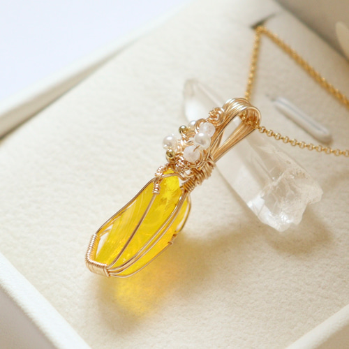 アンダラクリスタルのワイヤージュエリーネックレス✧イエロー