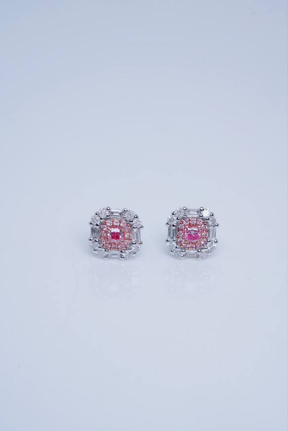 ✨お買い得✨ピンクダイヤモンド　K18PG スタッドピアス ピンクダイヤモンド付きピアスk18 ピアス（スタッド・一粒