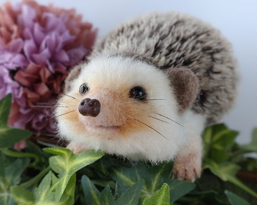 送料無料【森のかくれんぼ名人 ハリネズミのソラくん】羊毛フェルト