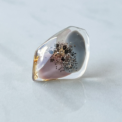 レジンの秋カラーのシンプルピアス(ネイビー×グレー×シナモン