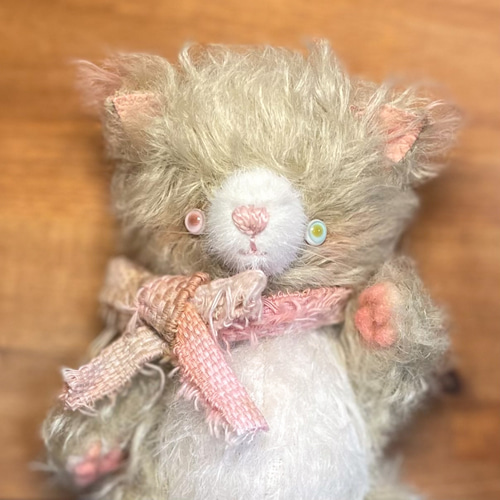 ハンドメイドテディベア＊fluffyteddy cat＊お家探し。 ぬいぐるみ 夢  