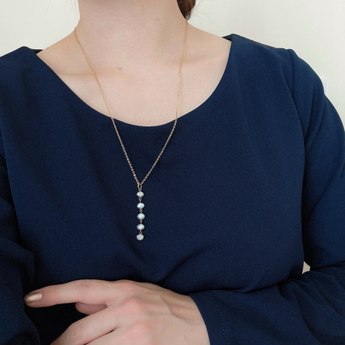 5連 淡水パール ロングネックレス ネックレス・ペンダント