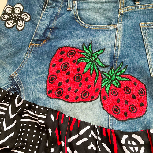 REMAKE☆ デニムリメイク ロングスカート フリル 刺繍 REMAKE☆ デニムリメイク ロングスカート フリル 刺繍 - スカート