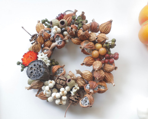 ハロウィンリース(*´∀｀*) 木の実リース　ドライフラワー　秋リース ハロウィンリース(*´∀｀*) 木の実リース ドライフラワー 秋