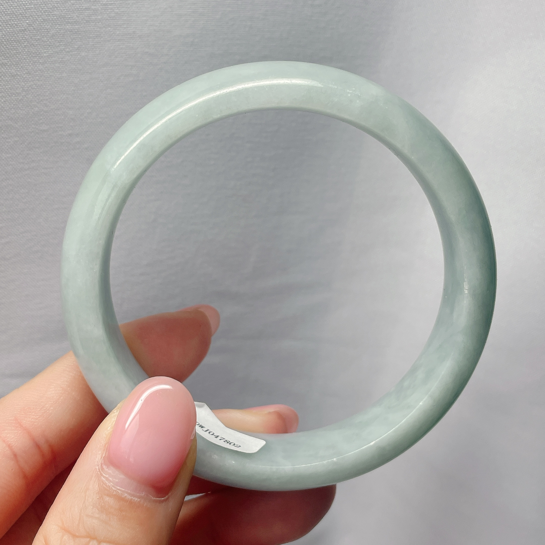 Ａランク翡翠 ヒスイ緑色 バングル　鑑定書付き Amazon.co.jp: レディース翡翠バングルカラー翡翠バングル3色