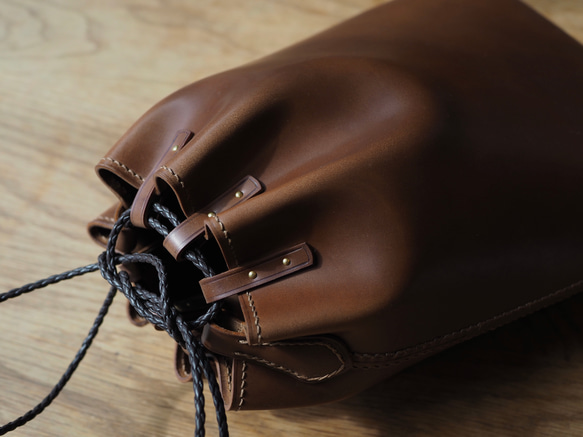 【Rité】Yuft Cordovan/巾着/オーダー参考品 巾着バッグ Maison d' Artisan 通販 18186619 ...