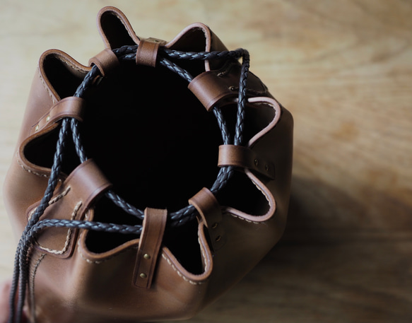 【Rité】Yuft Cordovan/巾着/オーダー参考品 巾着バッグ Maison d' Artisan 通販 18186619 ...