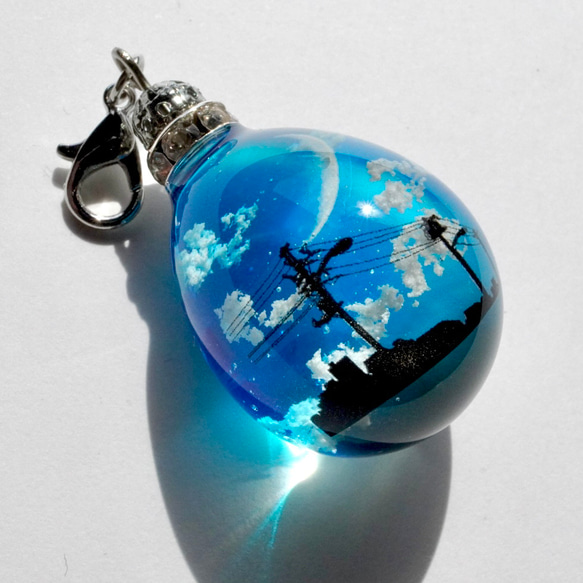 雲レジン 日常 月 清々しい青空 空たまご6 オススメ紐ペンダン