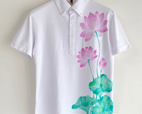 手描き蓮の花柄ボタンダウンポロシャツ ホワイト 吸湿速乾ドライ生地