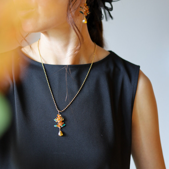 【Creema限定　秋の福袋】金木犀と葉っぱのピアス／イヤリング＆ネックレスのセット 5枚目の画像