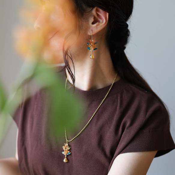 【Creema限定　秋の福袋】金木犀と葉っぱのピアス／イヤリング＆ネックレスのセット 4枚目の画像